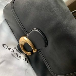 Soft Tabby Shoulder Bag in Black